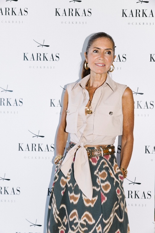 Ceylan Çapa’nın Karkas Ocakbaşı’ndaki Davetine Cemiyet Hayatından Büyük İlgi…  Ceylan Çapa’nın Karkas Ocakbaşı’ndaki Davetine Cemiyet Hayatından Büyük İlgi…